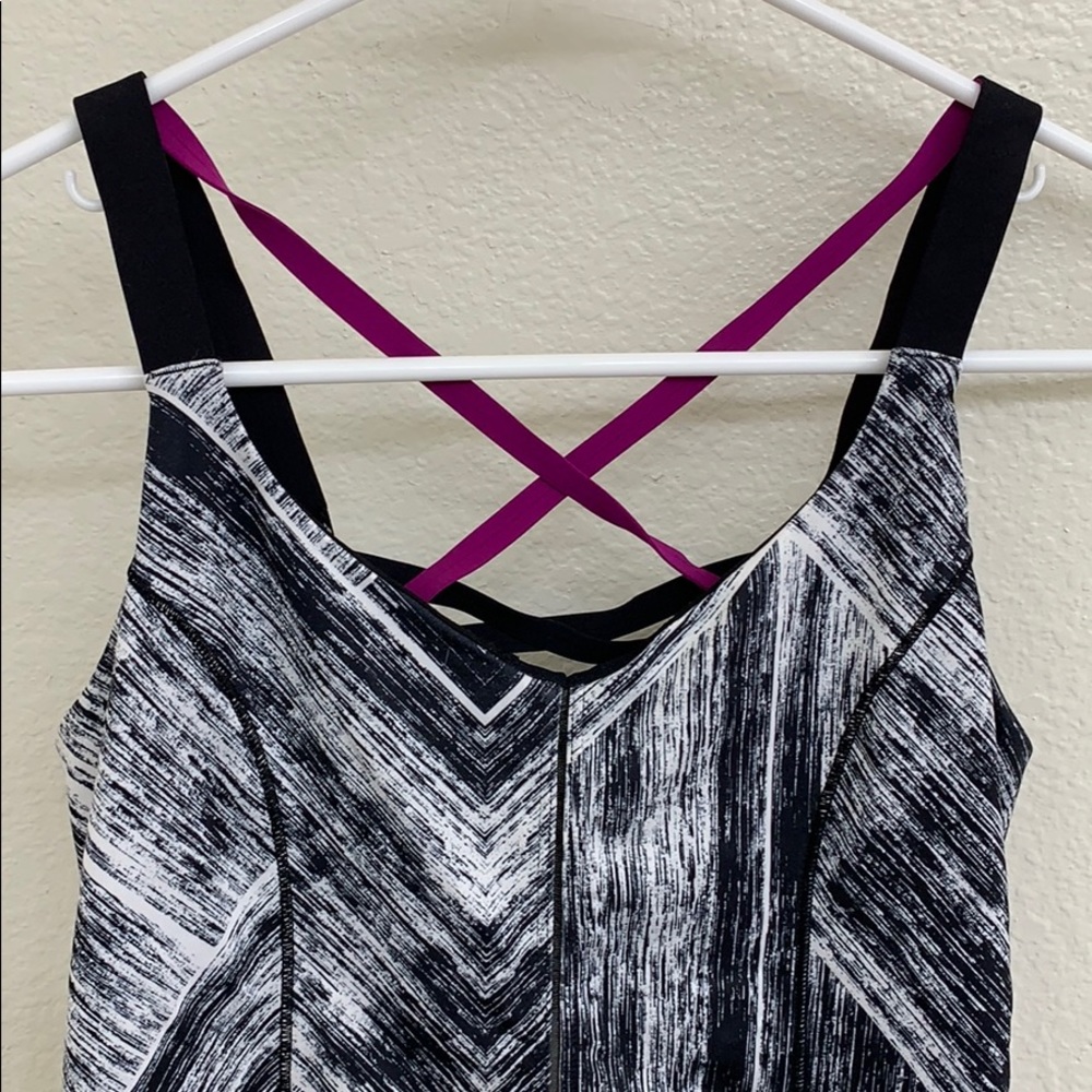 Lululemon top - Picture 2 of 5